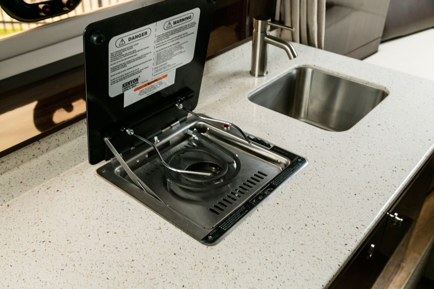 Kenyon Alcohol/Electric 1 Burner Cooktop