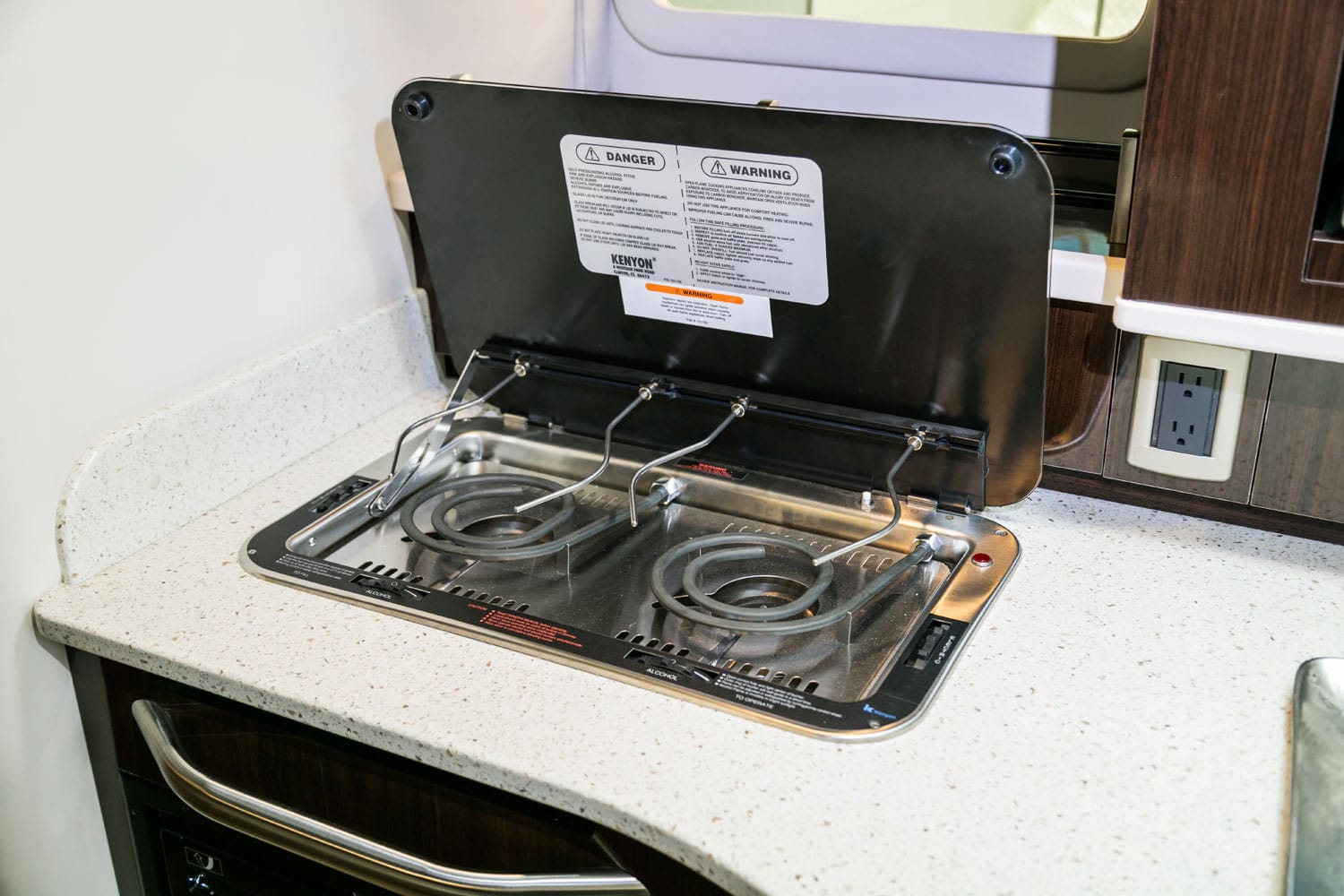 Alcohol/Electric 2 Burner Kenyon International, Inc.Kenyon