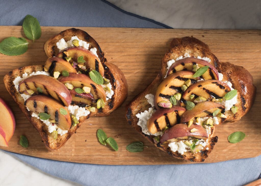 Open-Faced-Ricotta-Toast-with-Grilled-Peaches
