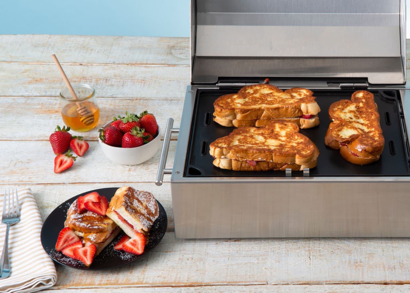 Grilled Strawberry Cheesecake French Toast | Kenyon Grills