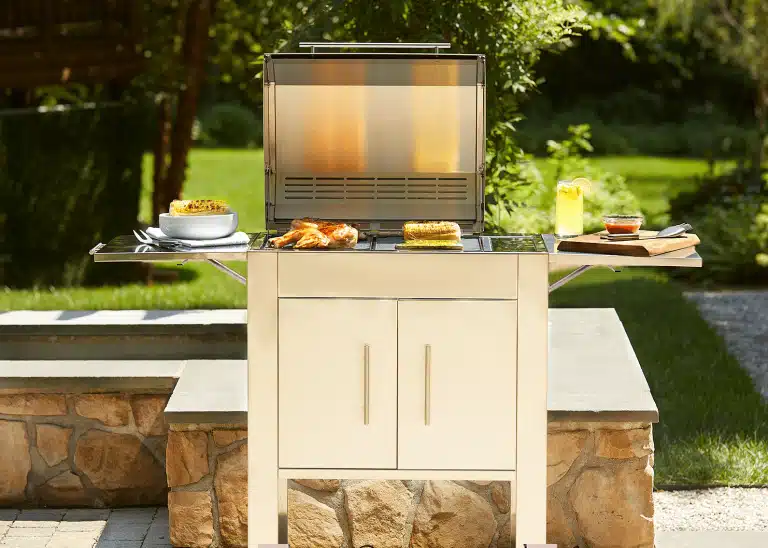 Kenyon C70420WH Texan + Stand, Electric Grill 240V