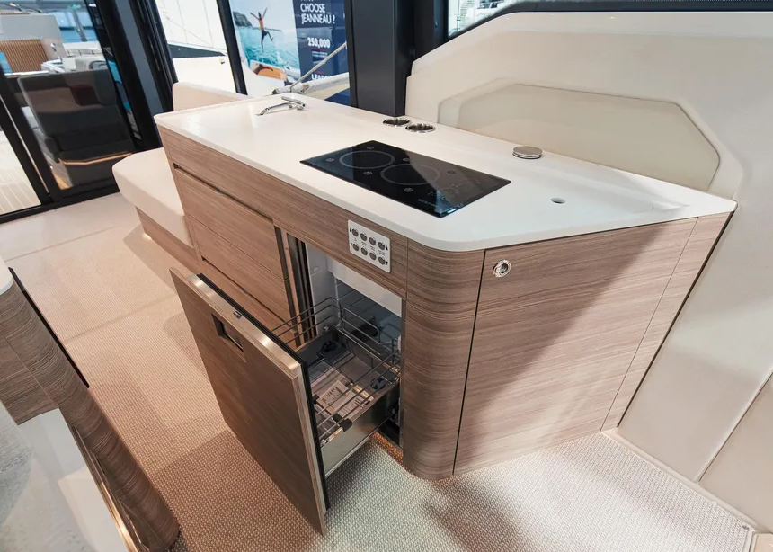 Kenyon Lite Touch Q marine cooktop installed in yacht galley