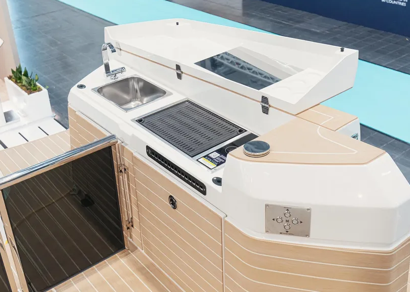 Kenyon built-in electric grill installed in yacht outdoor galley